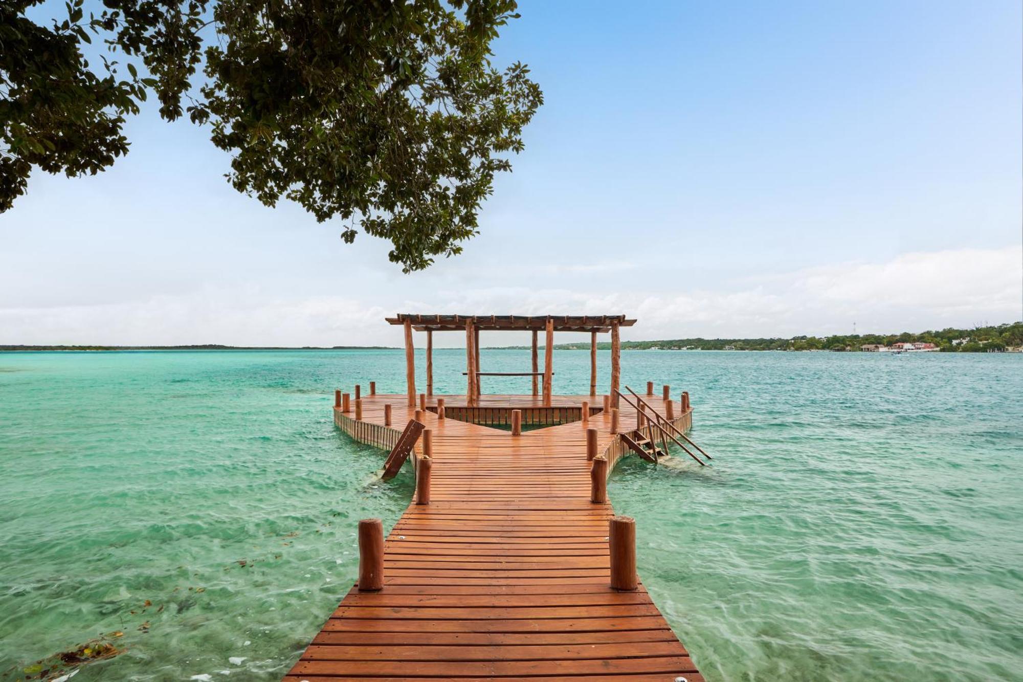 Cristalino Lagoon Front Hotel, Restaurant & Spa Бакалар Екстериор снимка