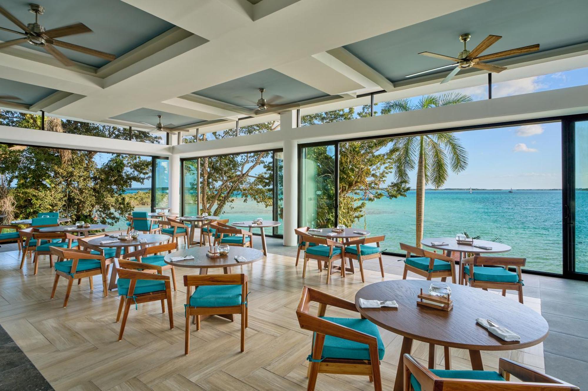 Cristalino Lagoon Front Hotel, Restaurant & Spa Бакалар Екстериор снимка
