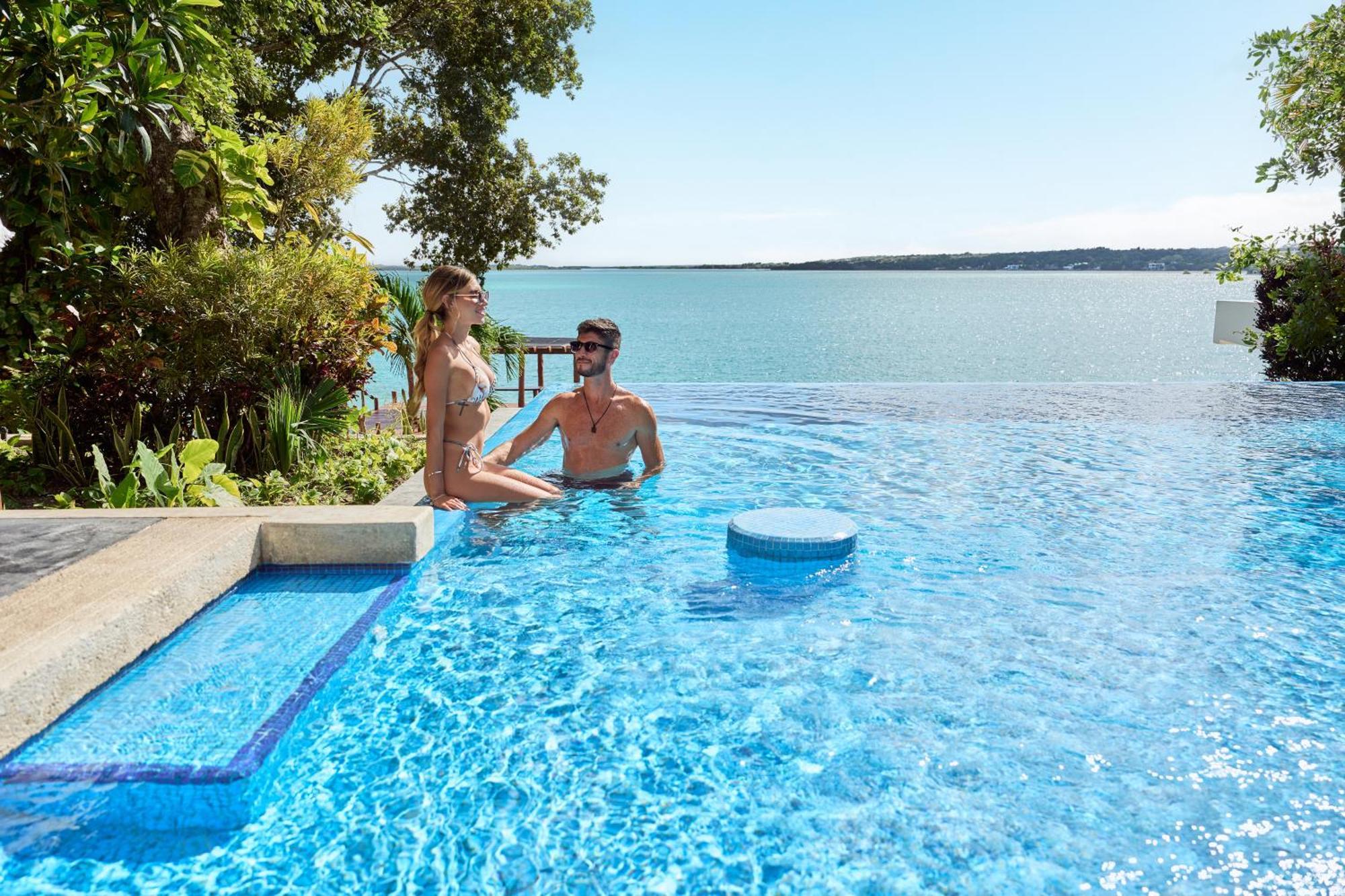 Cristalino Lagoon Front Hotel, Restaurant & Spa Бакалар Екстериор снимка