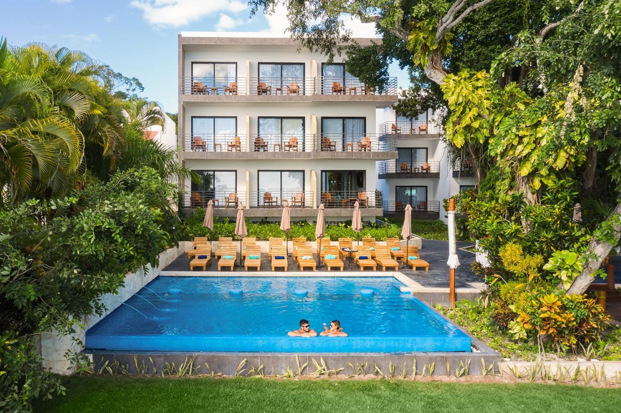 Cristalino Lagoon Front Hotel, Restaurant & Spa Бакалар Екстериор снимка