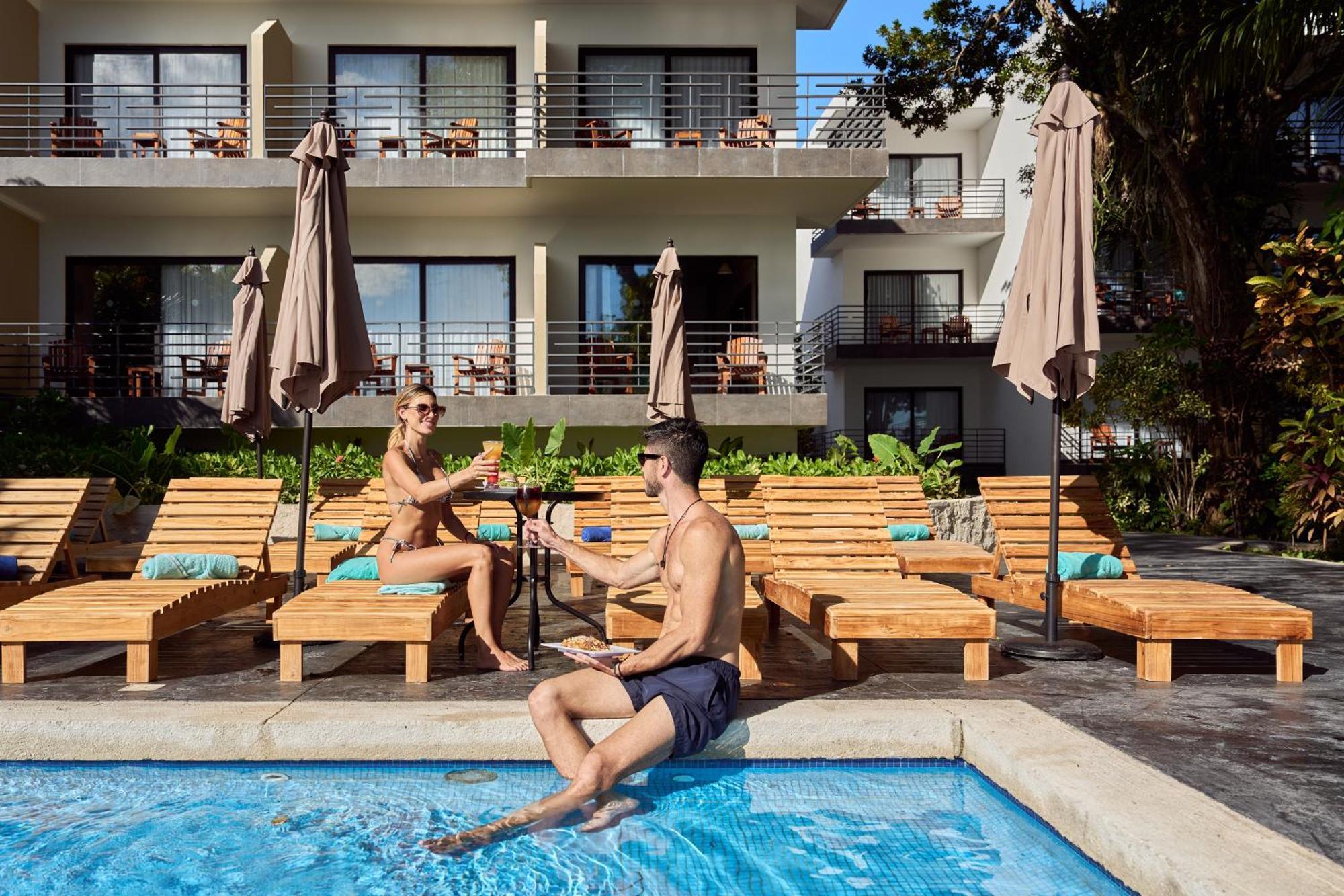 Cristalino Lagoon Front Hotel, Restaurant & Spa Бакалар Екстериор снимка